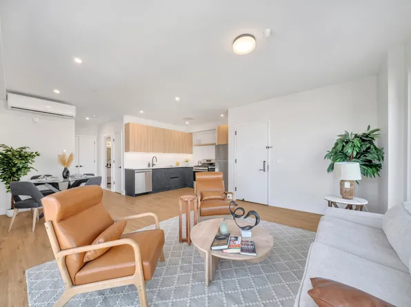 3601 Liberty Avenue image 5 of 24