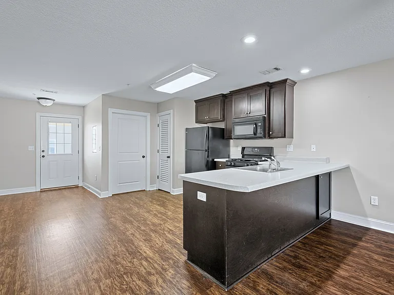 Tifton Apartments — Photo 7