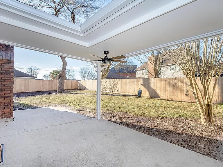 2108 Olympic Dr — Photo 34