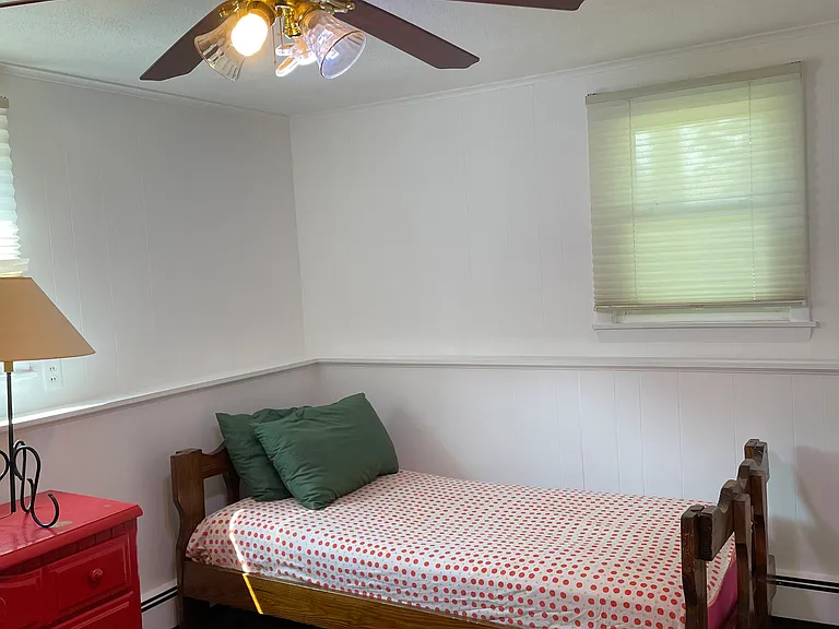 73 Hathaway Cir — Photo 1