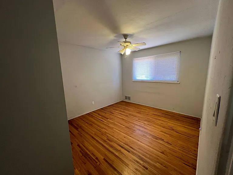 1109 Chama St NE — Photo 15