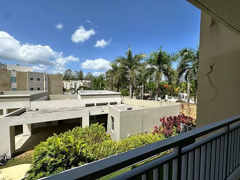 Cond Alamanda Apt 2074 — Photo 18