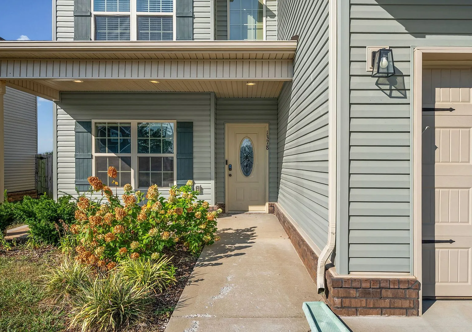 1378 Dan Brown Dr — Photo 2