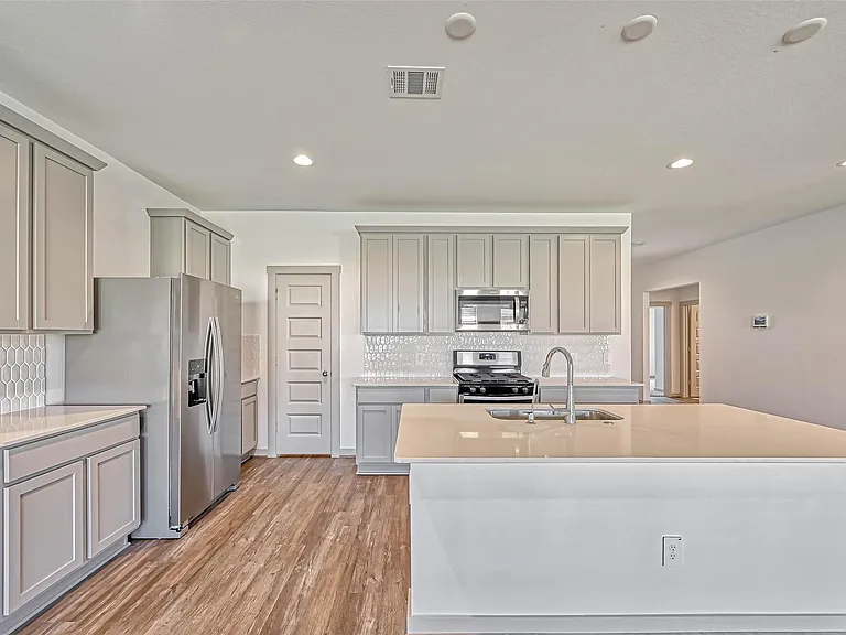 815 Dahlia Petal Dr — Photo 16