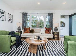 1011 3rd St, Coronado, CA 92118