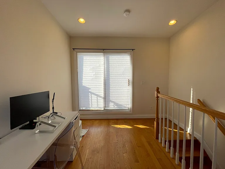 3211 Dillon St — Photo 19