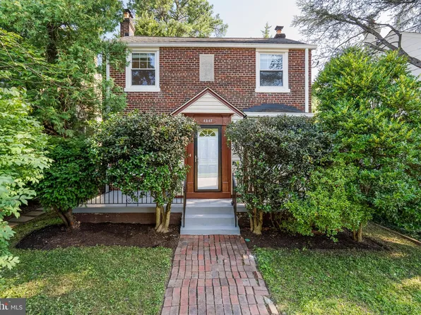 4542 Harrison St NW, Washington, DC 20015