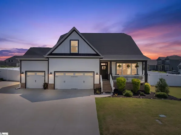 718 Amherst Glen Dr, Greer, SC 29651