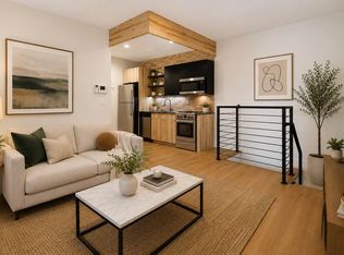 77 Berry St APT 1D, Brooklyn, NY 11249