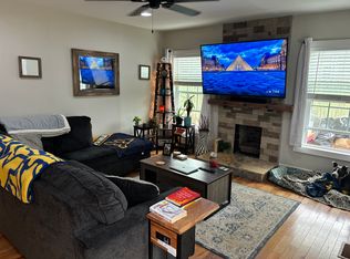 621 Tuckaseege Rd, Mt Holly, NC 28120