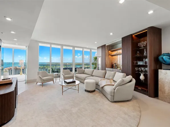 1000 S Pointe Dr Penthouse 2803, Miami Beach, FL 33139