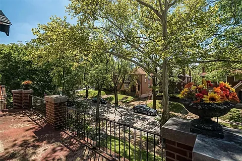 7315 Lindell Blvd #2 — Photo 27