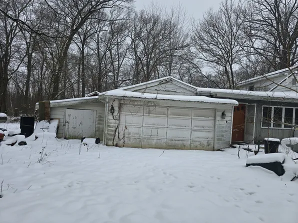 3100 N 17060e Rd, Momence, IL 60954