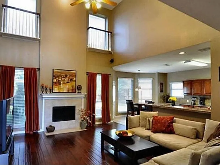 11915 Rocky Point Dr — Photo 10