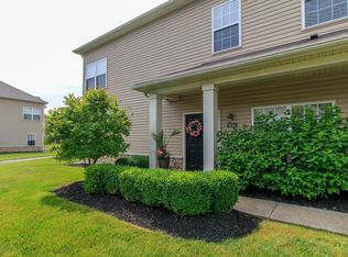 9096 Polaris Lakes Dr, Columbus, OH 43240