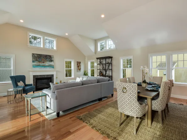 56 Cobblestone Circle, Mashpee, MA 02649