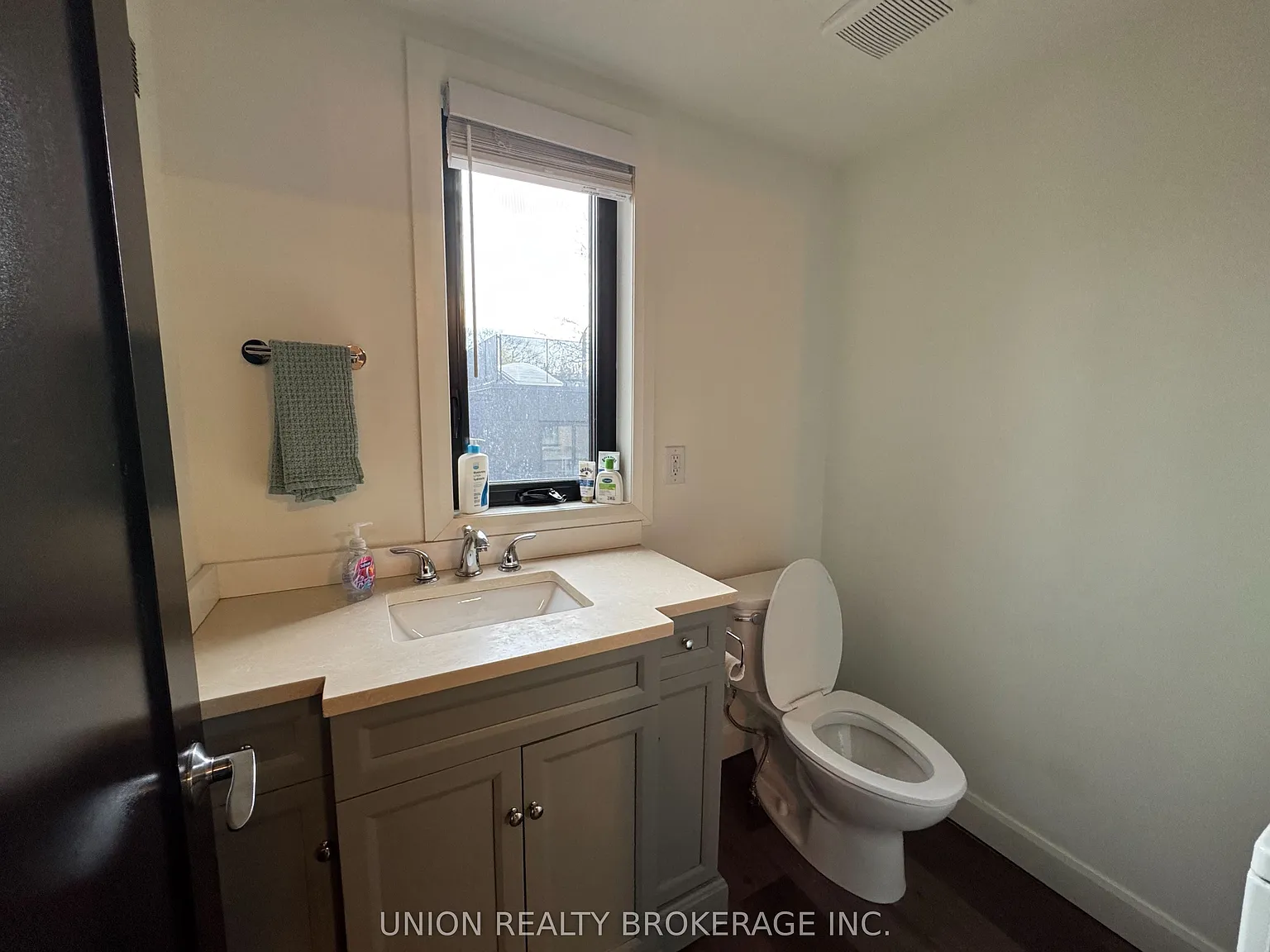 2 bed, $2,850 — Photo 4