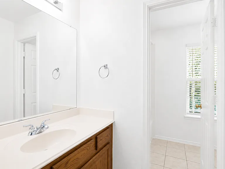 10057 Wyndbrook Dr — Photo 13