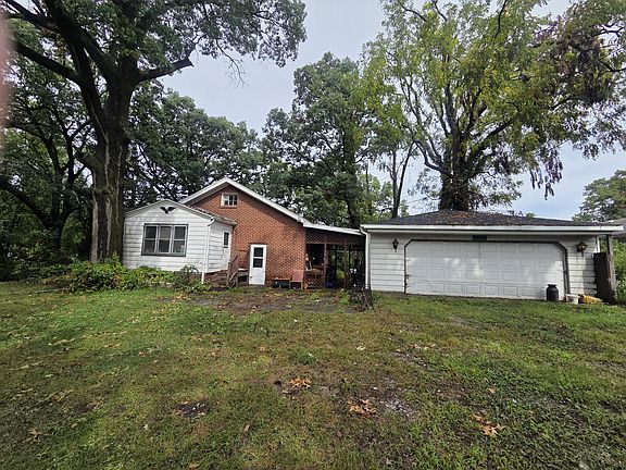 5th image of 2732 Blake Rd