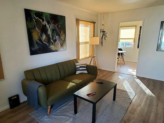 3rd image of 3746 Herman Ave