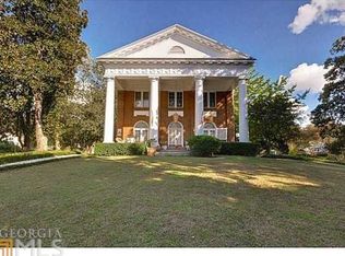 132 E Lake Dr SE, Atlanta, GA 30317
