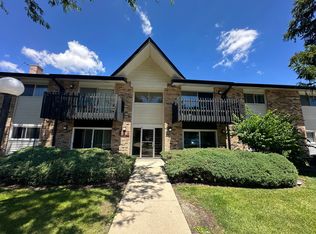 5B Kingery Quarter APT 206, Willowbrook, IL 60527