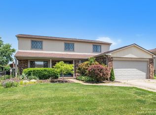 7574 Wheaton Dr, Canton, MI 48187