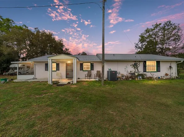 12620 SE Maricamp Rd, Ocklawaha, FL 32179