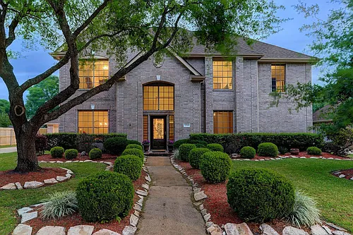 1214 Peregrine Dr Photo 1