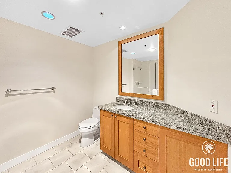 700 W Harbor Dr W #1306 — Photo 18