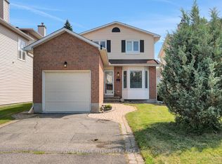 390 Oaklawn Cres, Ottawa, ON K4A3J3