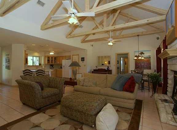 3rd image of 116 Mariposa Ln