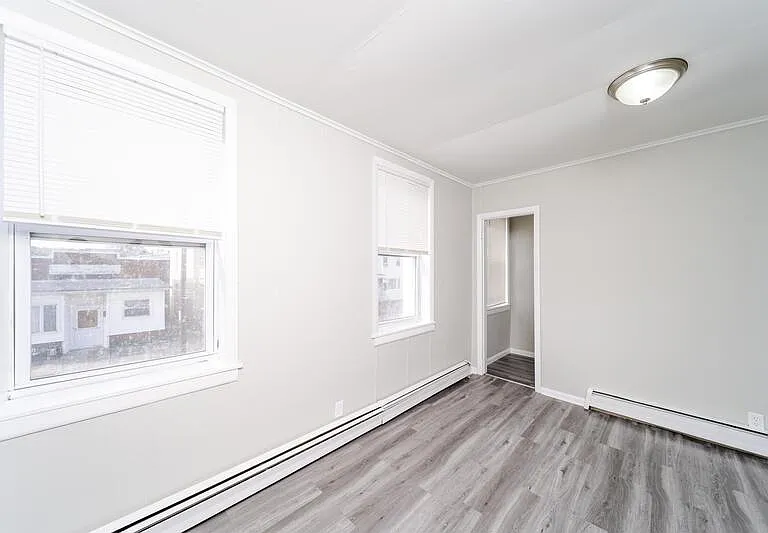 2316 4th Ave — Photo 11