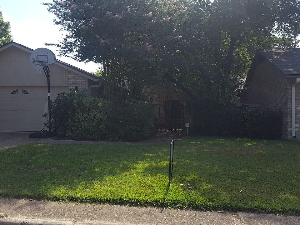 1st image of 3746 Hunters Circle St