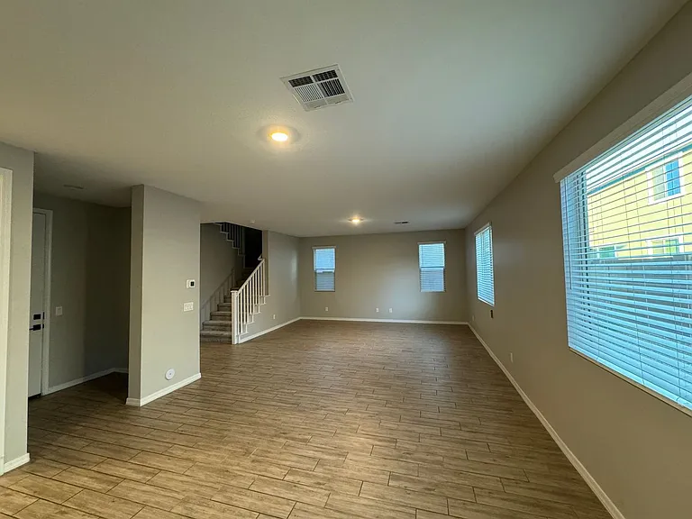 9353 E Saturn Ave — Photo 6