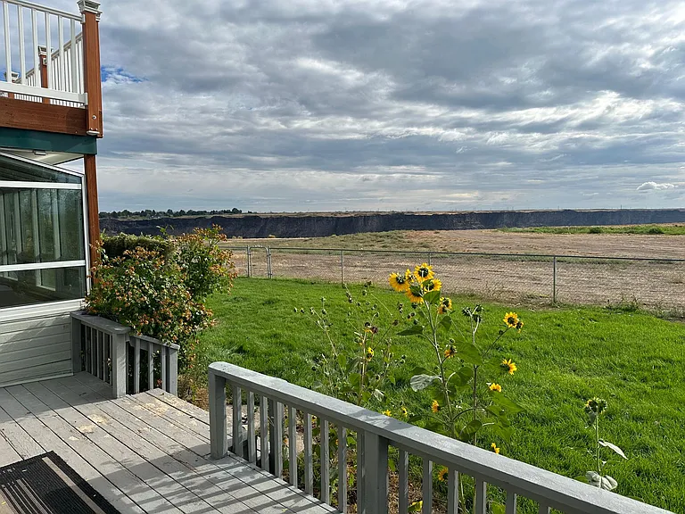 427 Edwards Dr — Photo 15