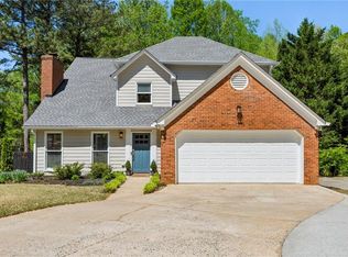 550 Ambergate Ct, Roswell, GA 30076
