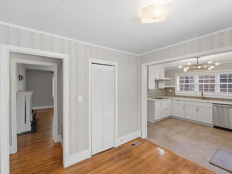 2214 Arnold Dr — Photo 16