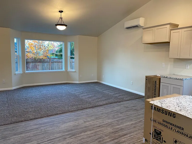 206 Eldredge Ave SW #1 — Photo 7