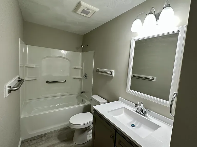 2 Wood Rd #B4 — Photo 10