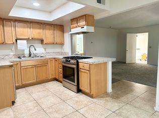 16772 Hoskins Ln APT B, Huntington Beach, CA 92649
