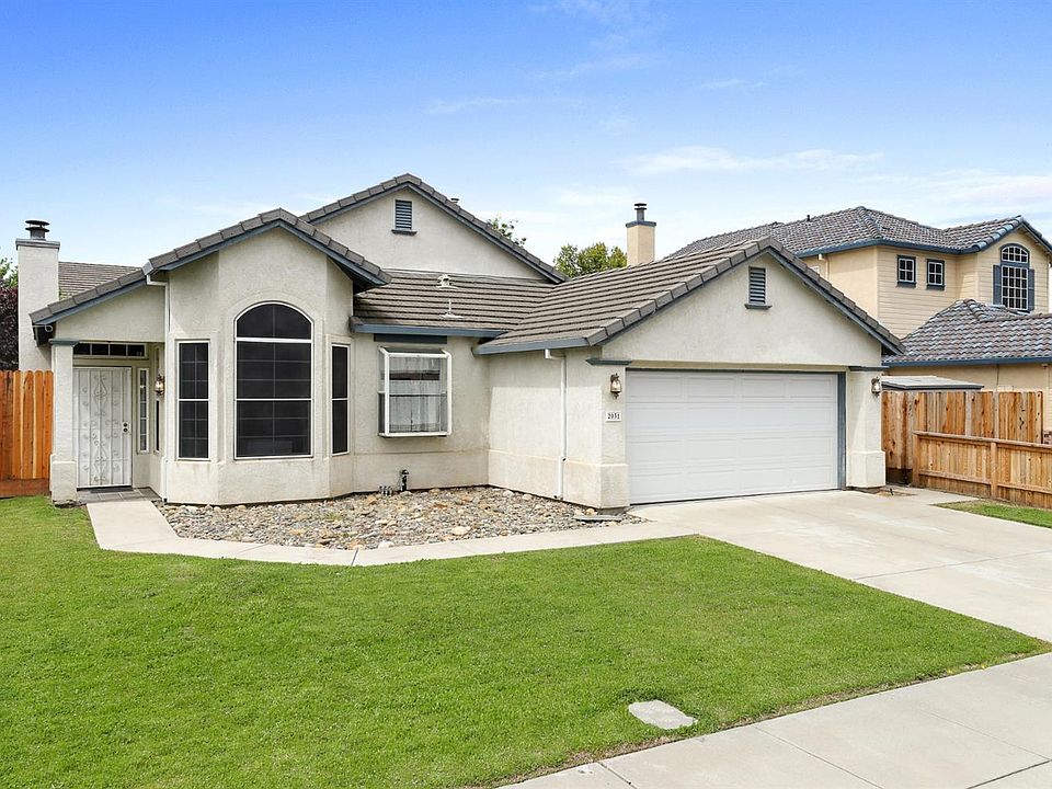 1st image of 2031 Zoe Ln