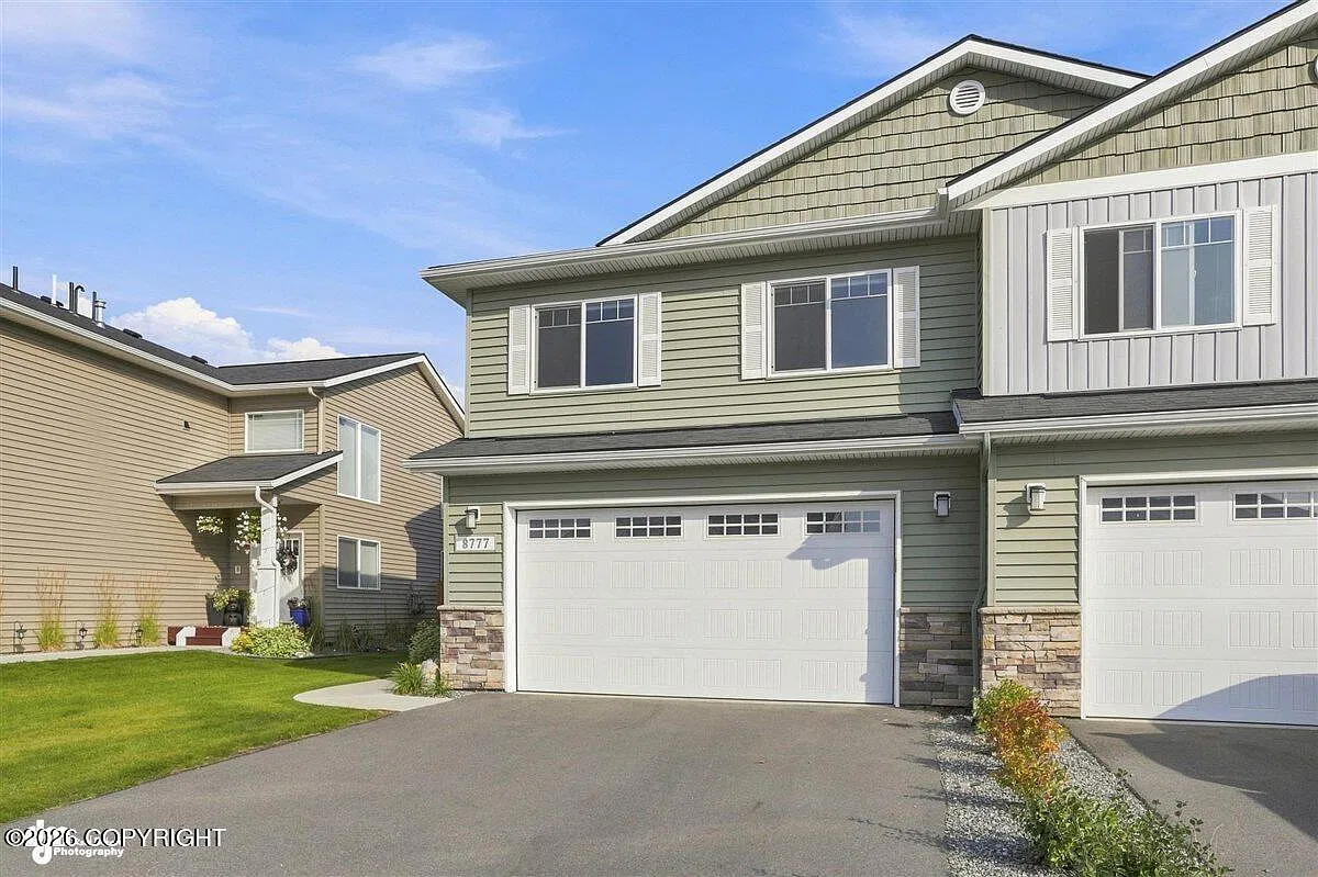 3 bed, 2.5 bath, 1949 sqft, $3,500 — Photo 2