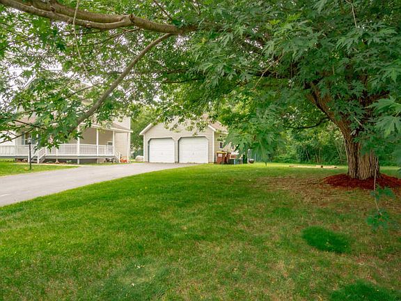 4th image of 3 Middleborough Ct