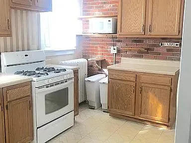 862 Warren St #2 — Photo 25