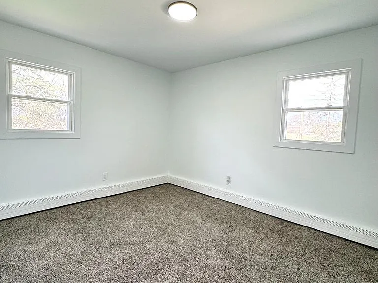 Unit Photo