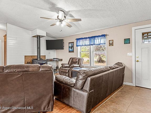 5th image of 2055 Grass Mesa Rd