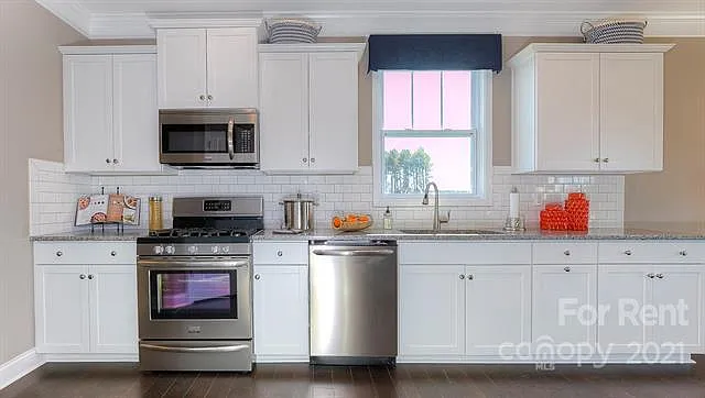 1120 Walbury Hill Rd — Photo 34