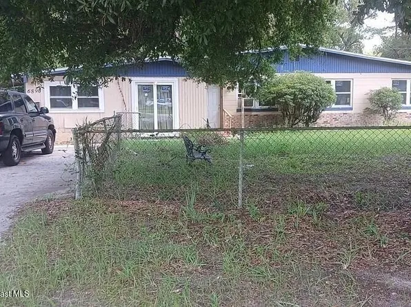 6890 Mother Goose Rd, Jacksonville, FL 32210