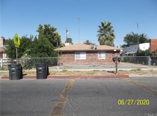 437 N Santa Fe St #A & B, Hemet, CA 92543